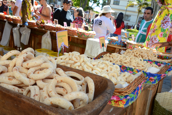 festa-cafe-com-biscoito