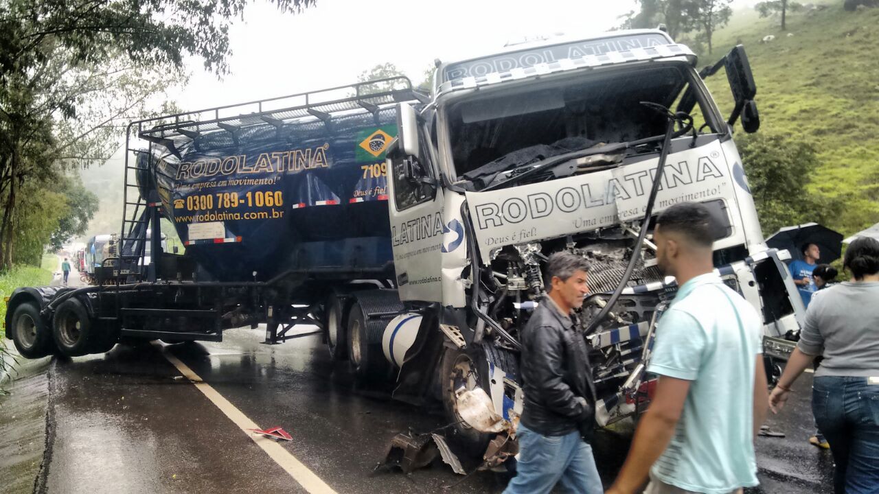 carreta capa
