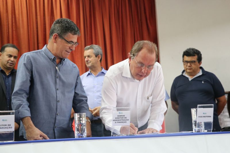 contratos_paraiso