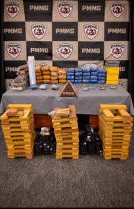 OPERAÇÃO SARGENTO RODRIGO: POLICIA MILITAR PRENDE HOMEM DE 30 ANOS COM DROGAS EM SÃO TOMÉ DAS LETRAS. MAIS DROGAS E ARMA DE FOGO SÃO APREENDIDAS EM CAMPO BELO